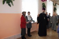 Священнослужитель поздравил с Рождеством пациентов Гомельской областной клинической психиатрической больницы