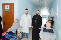 В Речицком благочинии прошел ряд благотворительных мероприятий по случаю Рождества Христова