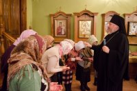 Преосвященный Стефан совершил литургию во Всехскорбященском храме г.Гомеля Преосвященный Стефан совершил литургию во Всехскорбященском храме г.Гомеля