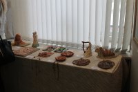 Открытие выставки « Вот мы взяли краски в руки»