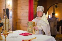 Преосвященный Стефан возглавил Божественную литургию в храме преподобного Серафима Саровского в городе Жлобине Преосвященный Стефан возглавил Божественную литургию в храме преподобного Серафима Саровского в городе Жлобине