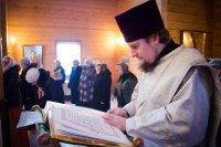 Преосвященный Стефан возглавил Божественную литургию в храме преподобного Серафима Саровского в городе Жлобине Преосвященный Стефан возглавил Божественную литургию в храме преподобного Серафима Саровского в городе Жлобине