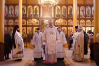 Преосвященный Стефан возглавил Божественную литургию в храме преподобного Серафима Саровского в городе Жлобине Преосвященный Стефан возглавил Божественную литургию в храме преподобного Серафима Саровского в городе Жлобине