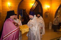 Преосвященный Стефан возглавил Божественную литургию в храме преподобного Серафима Саровского в городе Жлобине Преосвященный Стефан возглавил Божественную литургию в храме преподобного Серафима Саровского в городе Жлобине