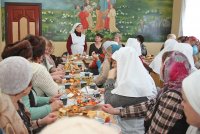 В территориальном ЦСОН Жлобинского района прошли Рожественские мероприятия