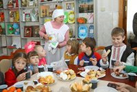 В территориальном ЦСОН Жлобинского района прошли Рожественские мероприятия