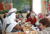 В территориальном ЦСОН Жлобинского района прошли Рожественские мероприятия