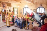 В Неделю 36-ю по Пятидесятнице Преосвященнейший Стефан возглавил Божественную Литургию в  приходе храма свв.блгг.кнн. Петра и Февронии Муромских г.Гомеля