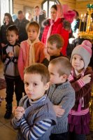 В Неделю 36-ю по Пятидесятнице Преосвященнейший Стефан возглавил Божественную Литургию в  приходе храма свв.блгг.кнн. Петра и Февронии Муромских г.Гомеля