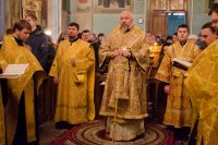  Вечернее богослужение с пением акафиста Пресвятой  Богородице