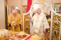 Божественная литургия в день перенесения мощей Иоанна Златоуста