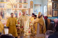 Божественная литургия в день памяти Собора Вселенских учителей и святителей Василия Великого, Григория Богослова и Иоанна Златоустого