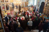 Божественная литургия в день памяти Собора Вселенских учителей и святителей Василия Великого, Григория Богослова и Иоанна Златоустого