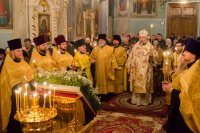 Вечернее богослужение с пением акафиста Пресвятой Богородице Вечернее богослужение с пением акафиста Пресвятой Богородице