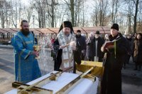 Преосвященнейший Стефан возглавил чин освящения крестов в храме св.вмч.Георгия Победоносца г.Гомеля