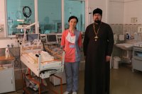 Священнослужитель посетил Отделение анестезиологии и реанимации  Гомельской областной детской клинической больницы