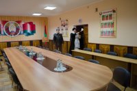 Преосвященнейший Стефан, совершил чин освящения патрульных автомобилей УГАИ УВД Гомельского облисполкома Преосвященнейший Стефан, совершил чин освящения патрульных автомобилей УГАИ УВД Гомельского облисполкома