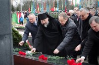 Преосвященнейший Стефан принял участие в торжественном митинге ко Дню защитников Отечества и Вооруженных Сил Беларуси