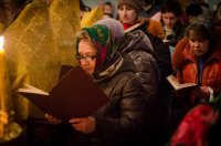 Вечернее богослужение с пением акафиста Пресвятой Богородице