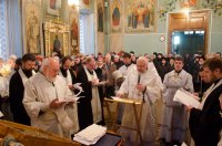 Вечернее богослужение в канун Вселенской родительской субботы