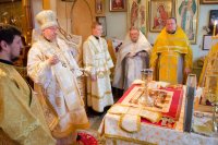 Божественная литургия в день обретения мощей блж. Матроны Московской Божественная литургия в день обретения мощей блж. Матроны Московской