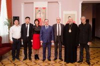 Преосвященнейший Стефан принял участие в открытии выставки «Образы женщин в искусстве Китая и Беларуси» Преосвященнейший Стефан принял участие в открытии выставки «Образы женщин в искусстве Китая и Беларуси»