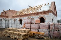 Владыка осмотрел строящийся храм г.Рогачева