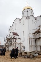 Владыка осмотрел строящийся храм г.Рогачева