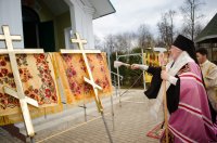 Освящение крестов и куполов в приходе  храма Архангела Михаила, п.Костюковка