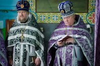 Архимандрит Амвросий (Шевцов) возглавил Божественную литургию в Свято-Троицком соборе г.Жлобина Архимандрит Амвросий (Шевцов) возглавил Божественную литургию в Свято-Троицком соборе г.Жлобина