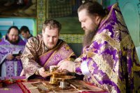 Архимандрит Амвросий (Шевцов) возглавил Божественную литургию в Свято-Троицком соборе г.Жлобина Архимандрит Амвросий (Шевцов) возглавил Божественную литургию в Свято-Троицком соборе г.Жлобина