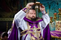 Архимандрит Амвросий (Шевцов) возглавил Божественную литургию в Свято-Троицком соборе г.Жлобина Архимандрит Амвросий (Шевцов) возглавил Божественную литургию в Свято-Троицком соборе г.Жлобина