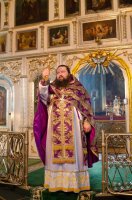 Архимандрит Амвросий (Шевцов) возглавил Божественную литургию в Свято-Троицком соборе г.Жлобина Архимандрит Амвросий (Шевцов) возглавил Божественную литургию в Свято-Троицком соборе г.Жлобина