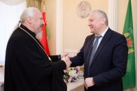 Преосвященнейший Стефан поздравил с Днем рождения Председателя Гомельского облисполкома В.А. Дворника Преосвященнейший Стефан поздравил с Днем рождения Председателя Гомельского облисполкома В.А. Дворника