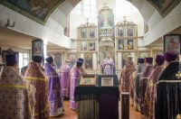 Божественная литургия Преждеосвященных Даров в день памяти священномученика Алексия (Кротенкова)
