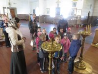 Воспитанники и воспитатели ГУО «Ясли-сад №1 г.Лоева» посетили храм Святой Живоначальной Троицы г.Лоева