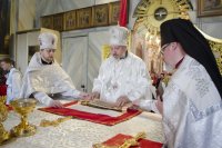 Божественная литургия в Великую Субботу