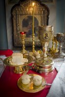 Божественная литургия в Великую Субботу