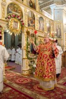 Преосвященнейший Стефан возглавил праздничные Пасхальные богослужения Преосвященнейший Стефан возглавил праздничные Пасхальные богослужения