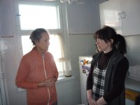 Священнослужители посетили семьи, находящиеся в трудном материальном положении Священнослужители посетили семьи, находящиеся в трудном материальном положении