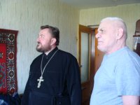 Священнослужители посетили семьи, находящиеся в трудном материальном положении Священнослужители посетили семьи, находящиеся в трудном материальном положении