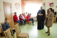 Преосвященнейший Стефан принял участие в благотворительной акции "От сердца к сердцу" Преосвященнейший Стефан принял участие в благотворительной акции "От сердца к сердцу"