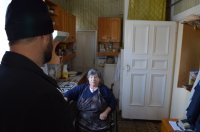 Священнослужители посетили семьи, находящиеся в трудном материальном положении Священнослужители посетили семьи, находящиеся в трудном материальном положении