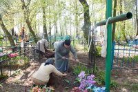 Акция по уборке кладбищ, захоронений воинов Великой Отечественной войны
