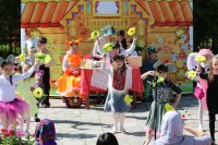 ГОМЕЛЬ. Пасхальный концерт на площадке перед Свято-Петро-Павловским кафедральным собором г. Гомеля