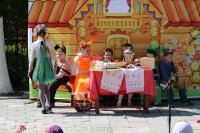 ГОМЕЛЬ. Пасхальный концерт на площадке перед Свято-Петро-Павловским кафедральным собором г. Гомеля