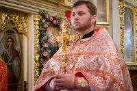 Божественная литургия в понедельник седмицы 2-й по Пасхе