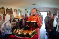 Божественная литургия в день празднования иконы Божией Матери "Нечаянная радость"