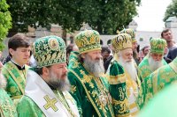 Феодосие отче, монашествующих светило и пастырю!