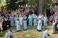 Преосвященный Стефан принял участие в торжествах в день праздника Жировичской иконы Божией Матери
